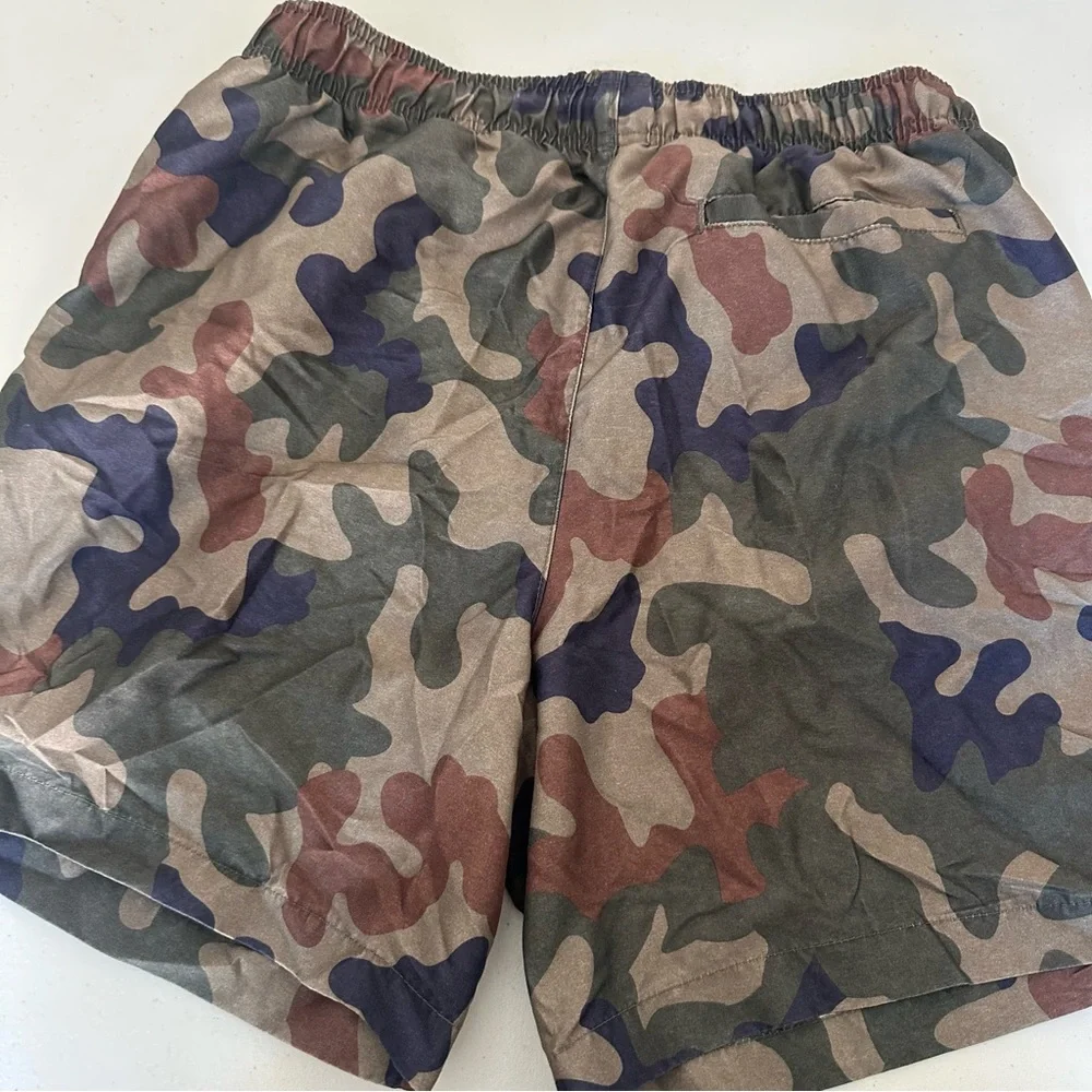 Men’s medium swim trunk bundle
